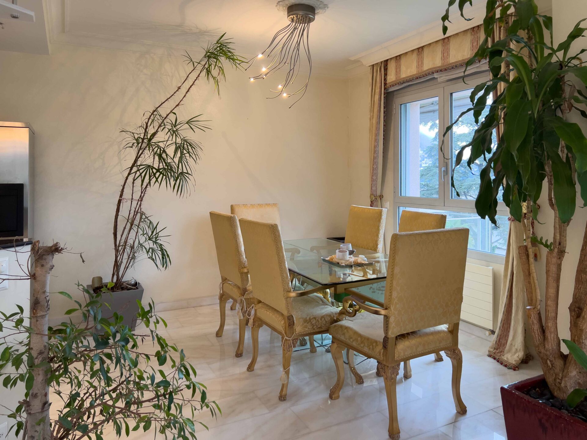 Prestigious lake view apartment for sale in Lugano