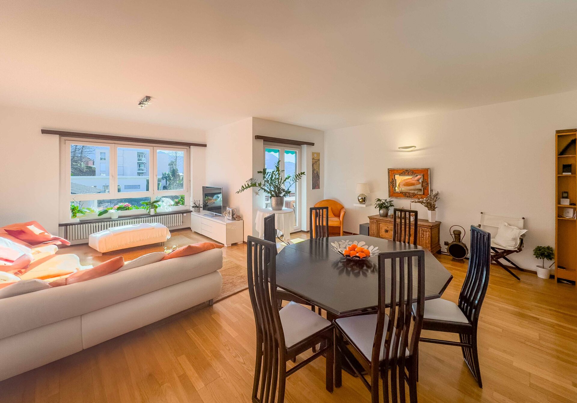 Geräumige 3,5-Zimmer-Wohnung in Massagno in Residenz mit Schwimmbad zu verkaufen