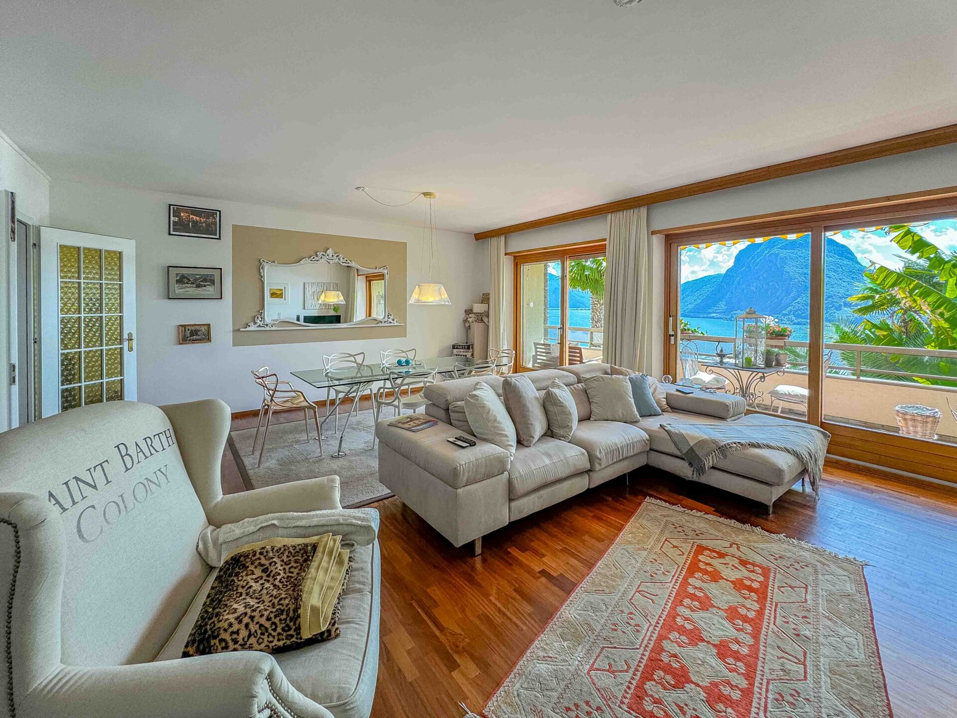 Lake view apartment for sale in Castagnola. Secondary residence.