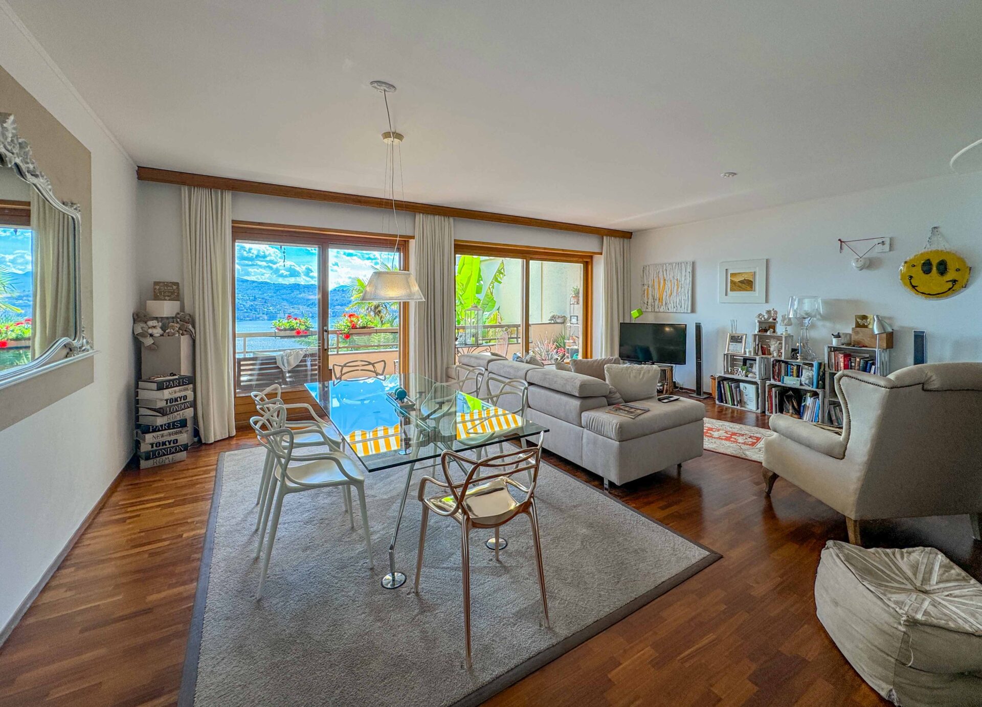 Lake view apartment for sale in Castagnola. Secondary residence.