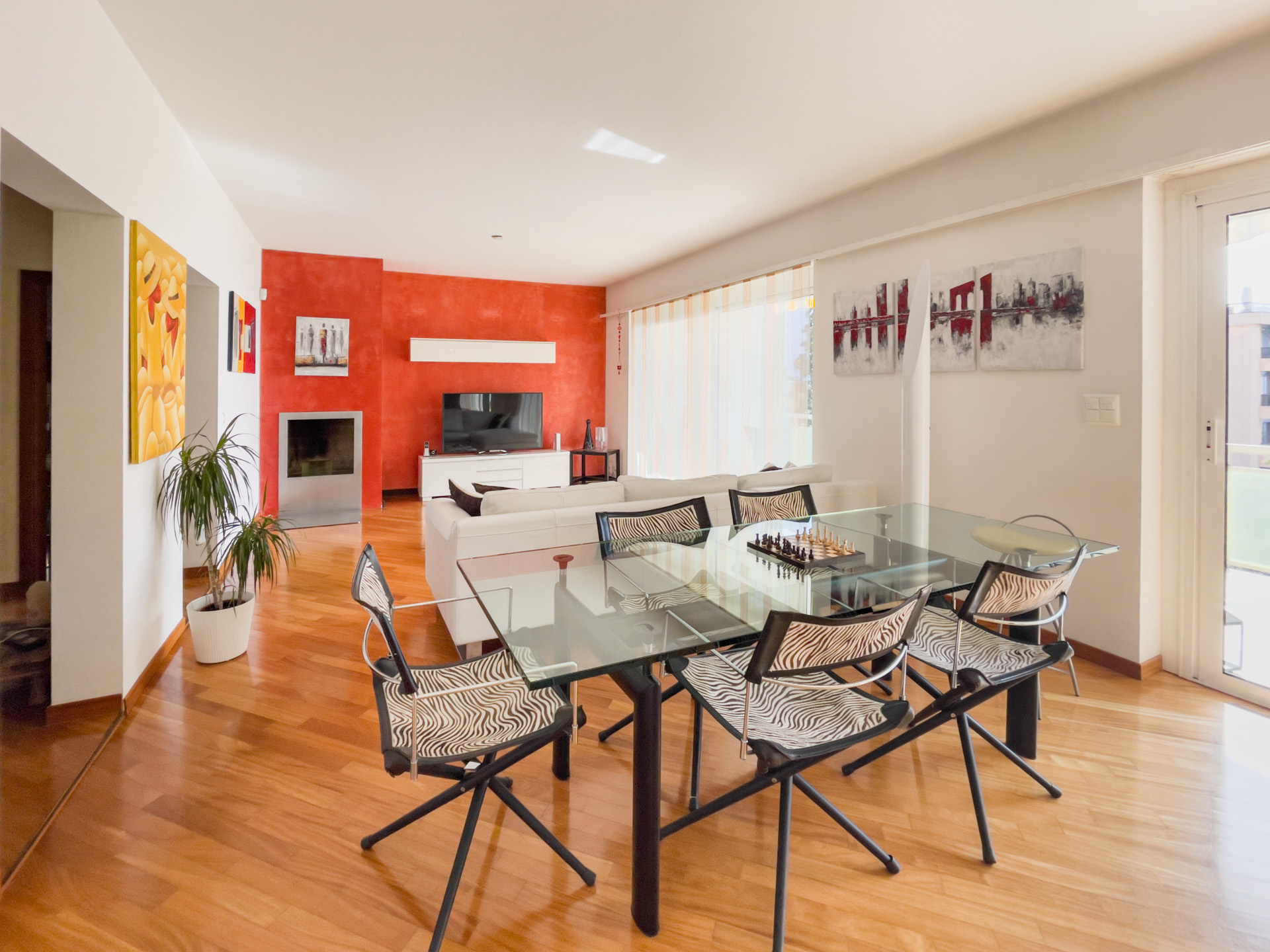 Lake view apartment for sale in Castagnola