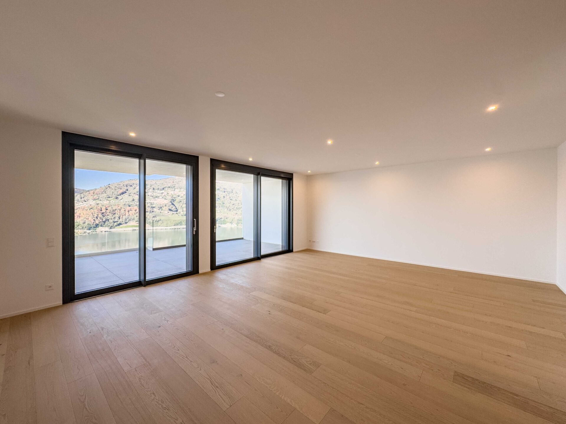 Große Wohnung mit Seeblick in Montagnola in einem neuen Gebäude zu verkaufen