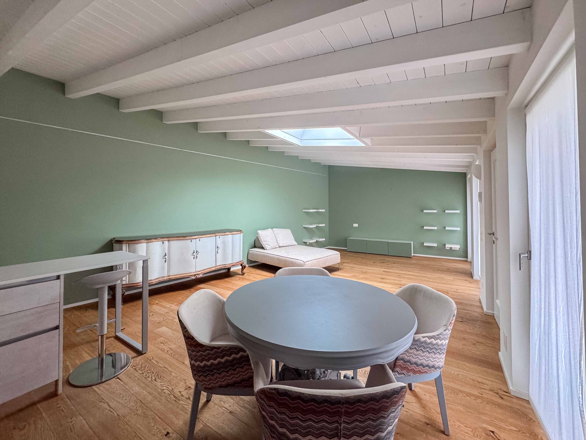 Vollständig renovierte 2,5-Zimmer-Wohnung in Chiasso zu verkaufen