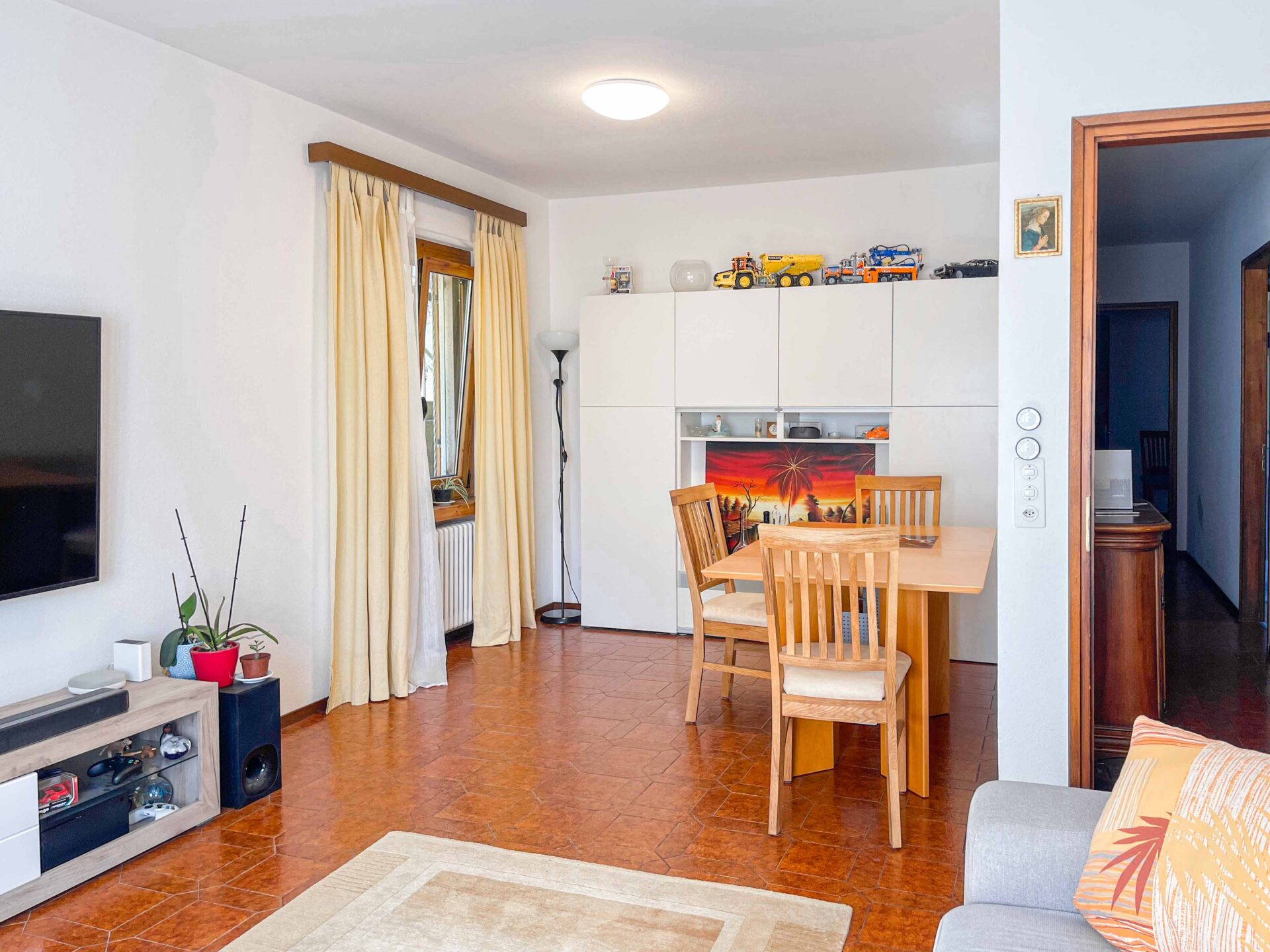 Appartamento 4.5 locali con ampia terrazza in affitto a Barbengo