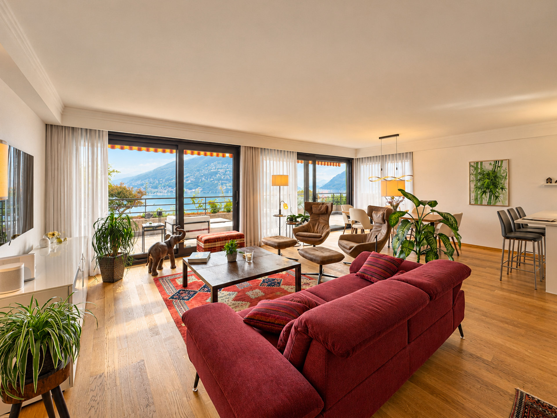Ampio appartamento 4.5 locali vista lago in vendita a Paradiso