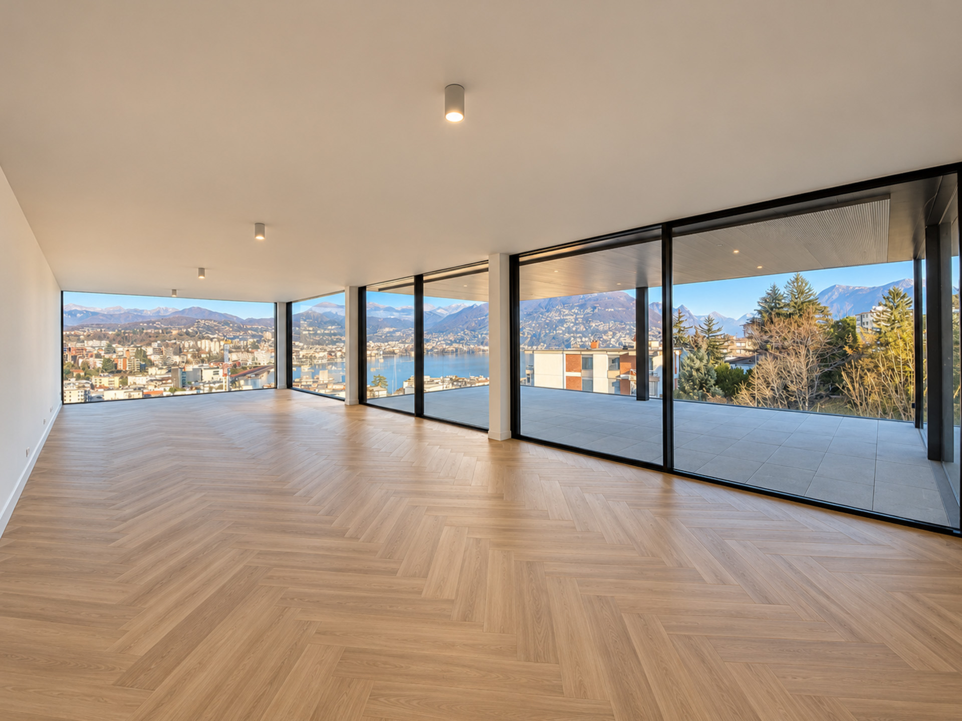 Esclusivo attico in vendita con splendida vista lago a Paradiso