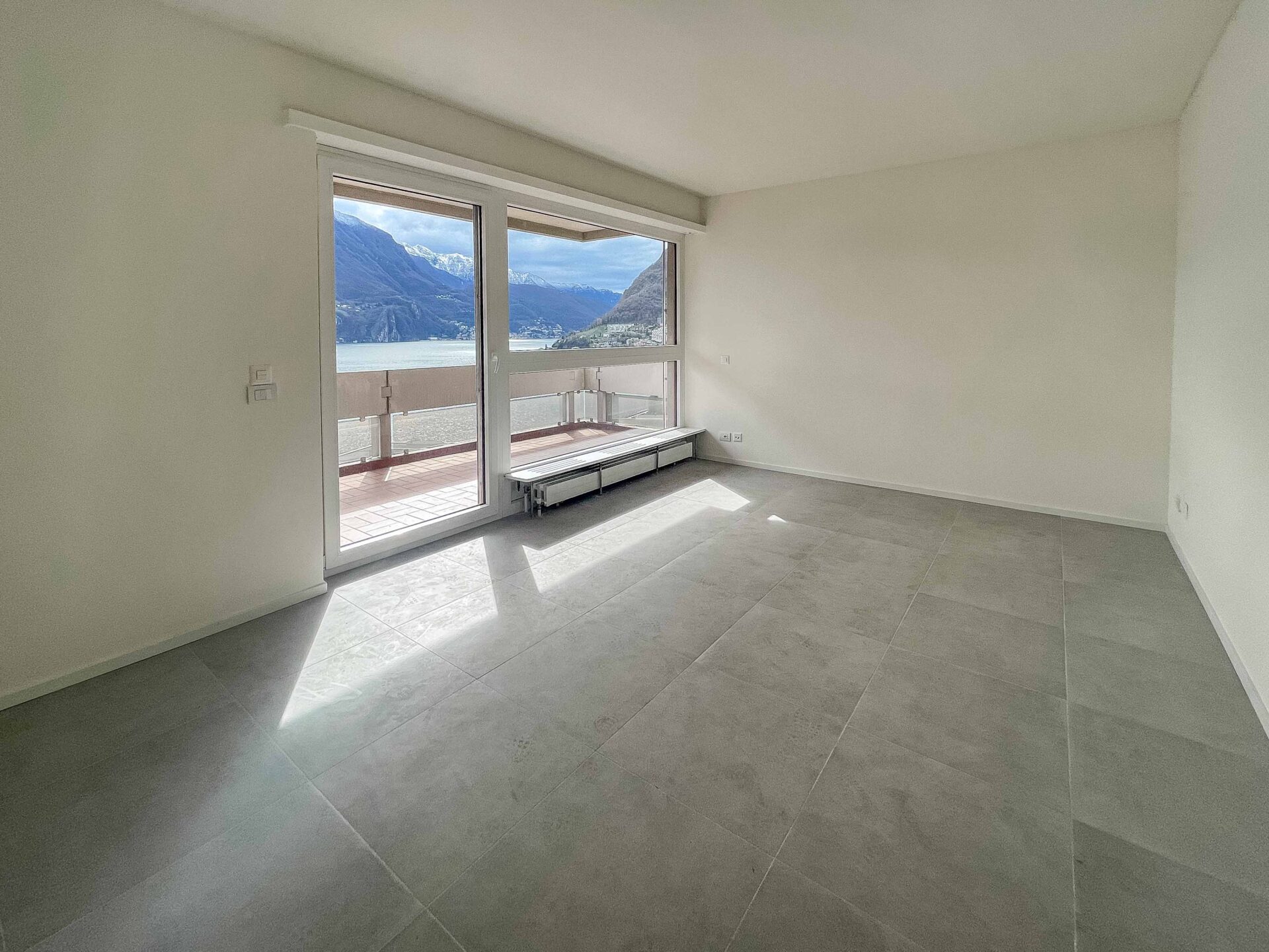 Wohnung mit atemberaubendem Seeblick in Lugano zu verkaufen