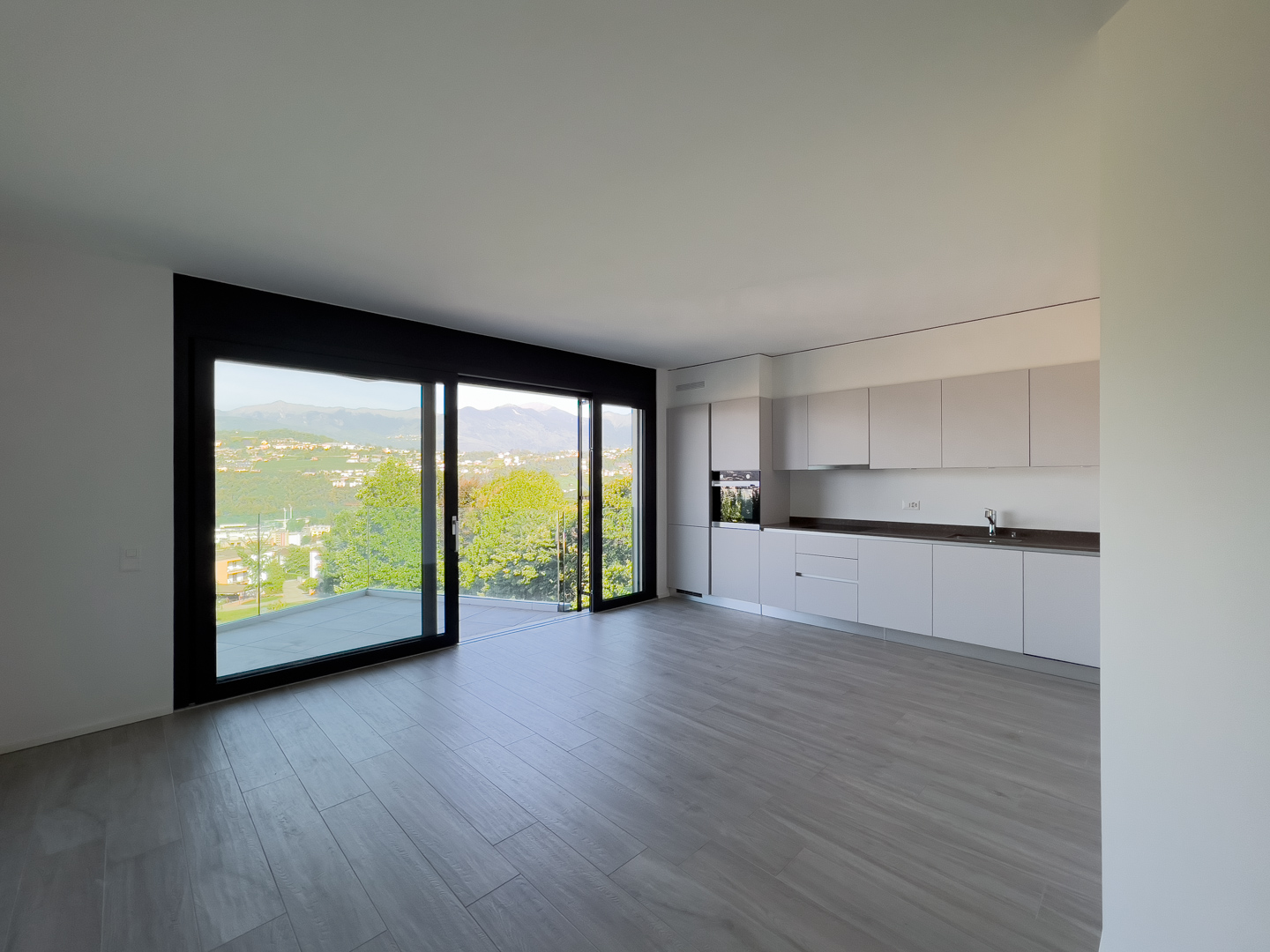 Appartamento di 2.5 locali in prima locazione a Lugano, nel quartiere di Pregassona, in un’area residenziale a pochi minuti dal centro città.