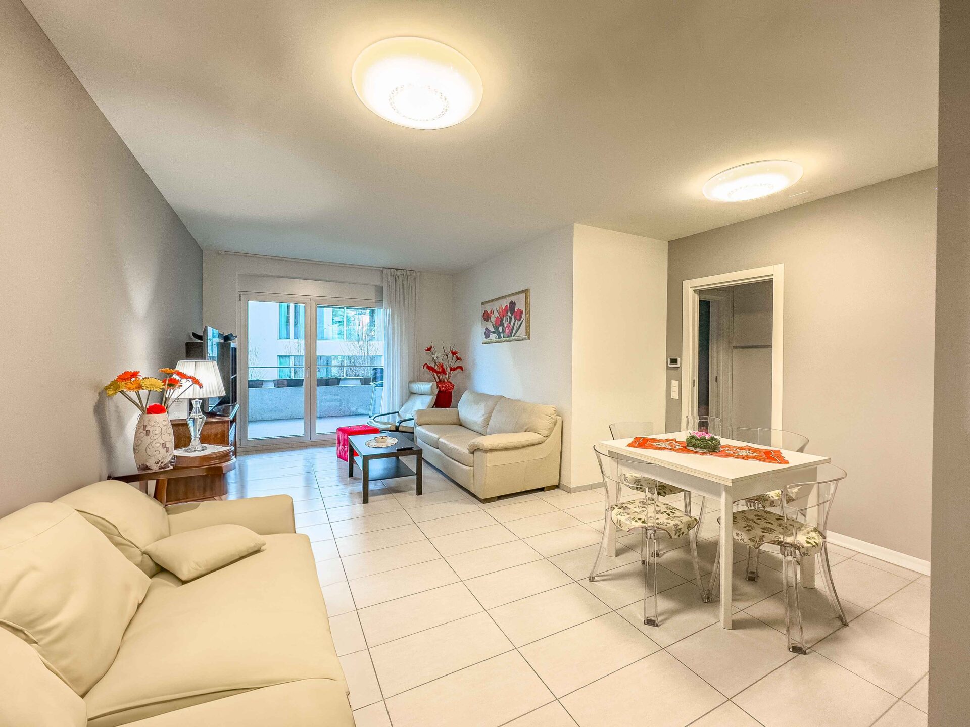 Geräumige und moderne 2,5-Zimmer-Wohnung in der Nähe des Zentrums von Lugano zu verkaufen