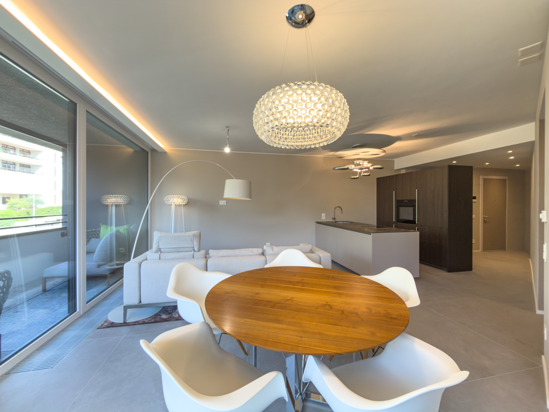 Attico vista lago 3.5 locali in affitto a Lugano