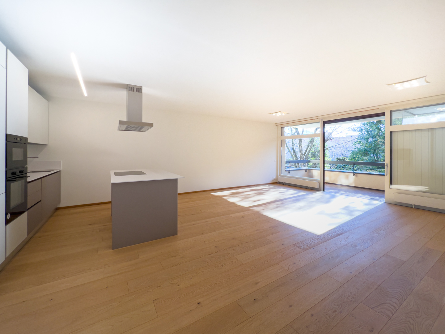 Appartamento 4.5 locali in affitto a Porza in un complesso residenziale nel verde