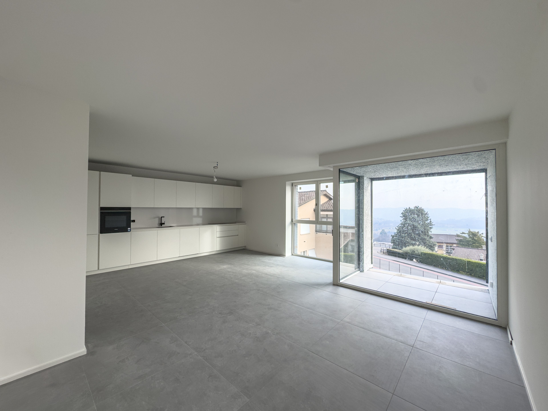 Moderno attico duplex 3.5 locali in affitto a Besazio