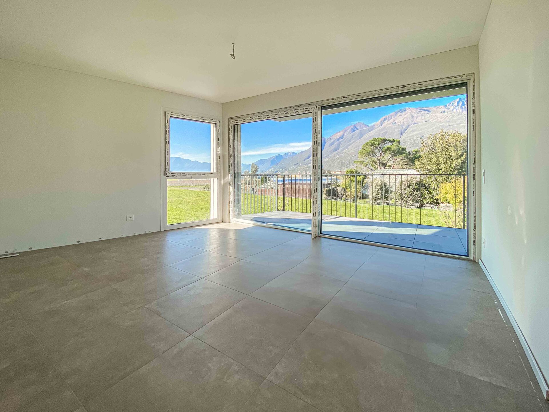 4,5-Zimmer-Wohnung in Camorino in einer grünen Umgebung zu verkaufen