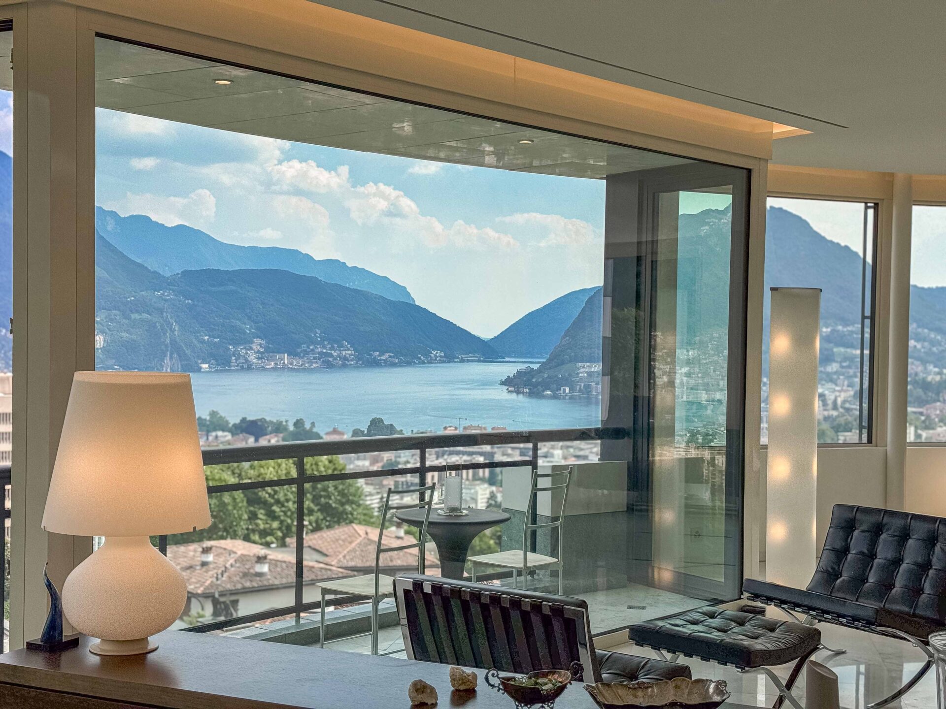 Magnifica villa con splendida vista lago e piscina in vendita a Lugano