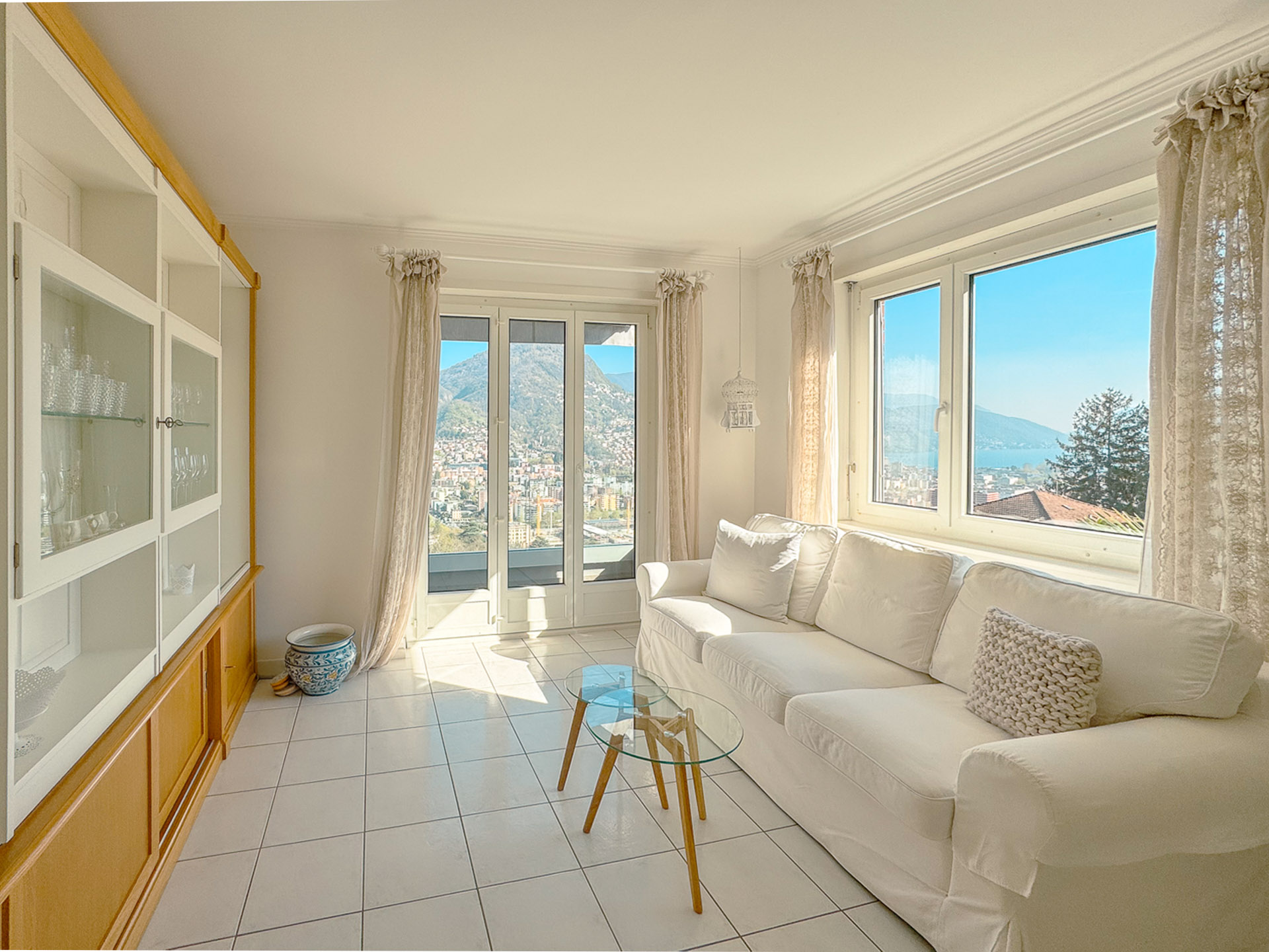 Completely renovated apartment for sale in Porza