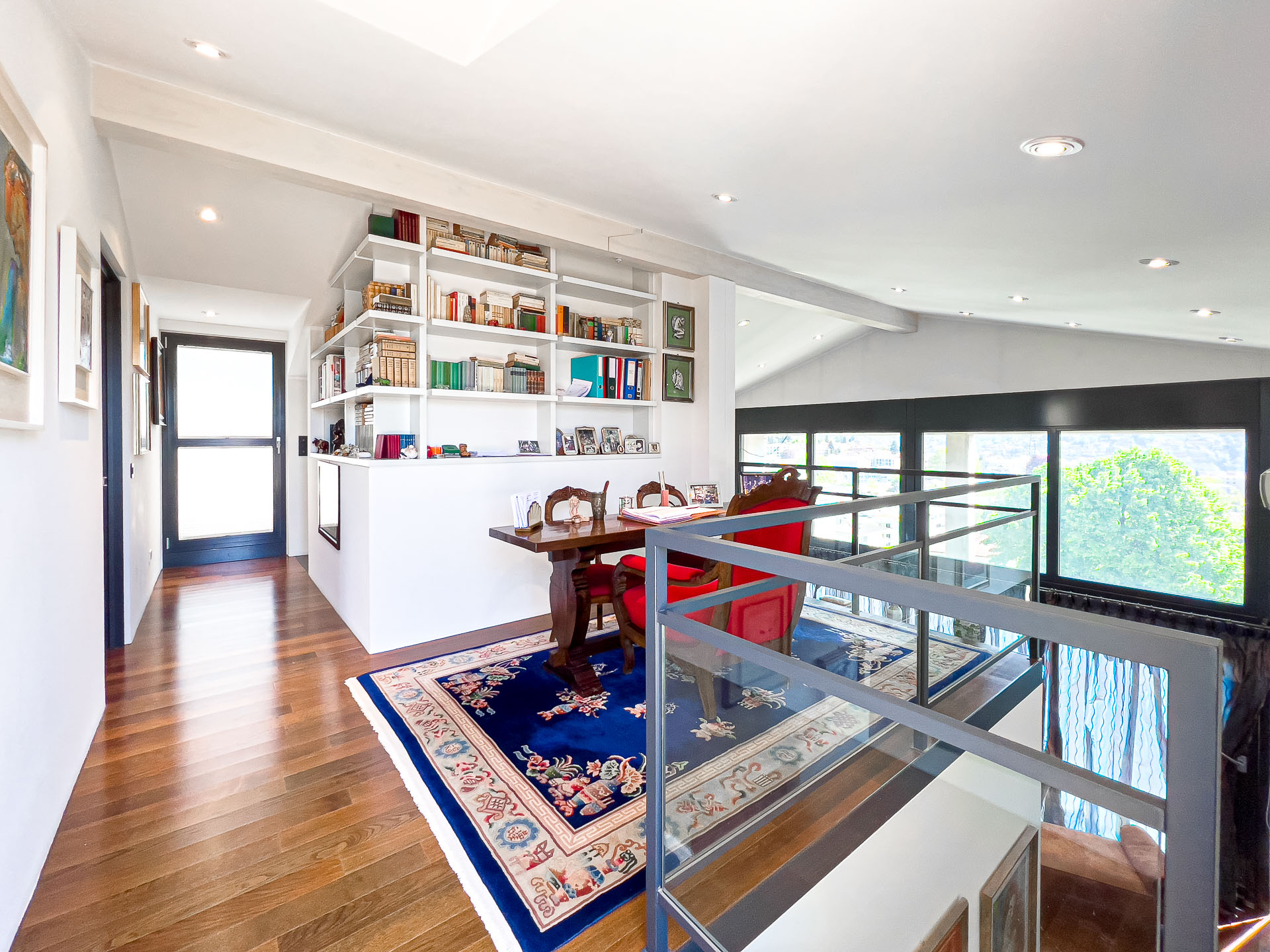 Splendido attico duplex con terrazza in vendita a Massagno