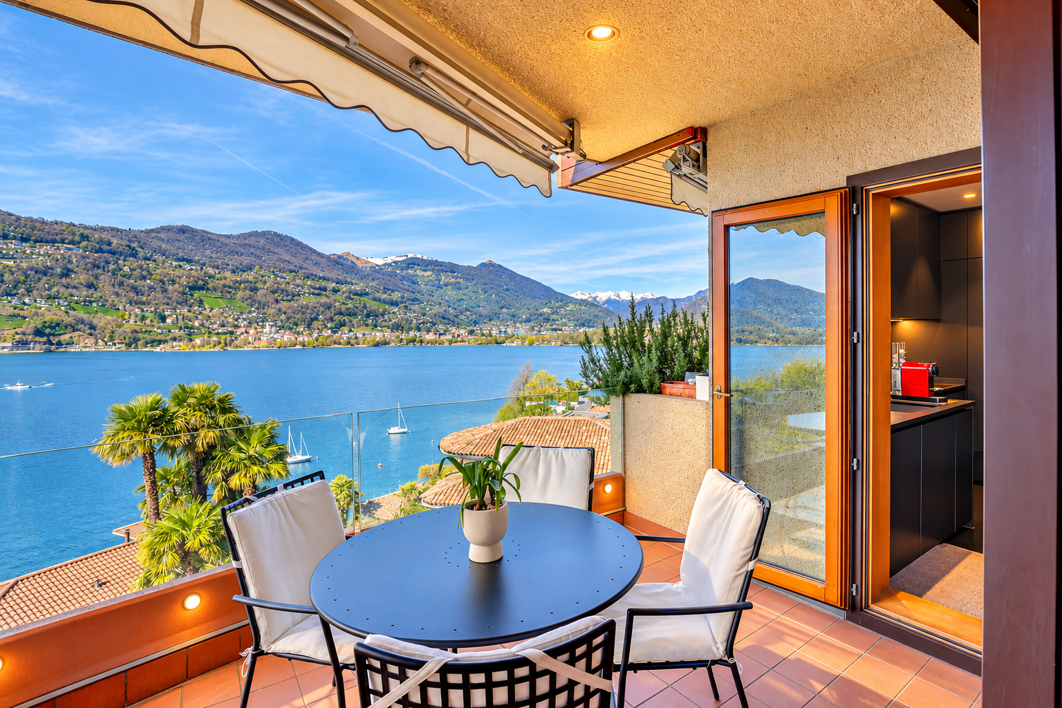 Wunderschöne Villa mit Garten und Seeblick in Montagnola zu verkaufen