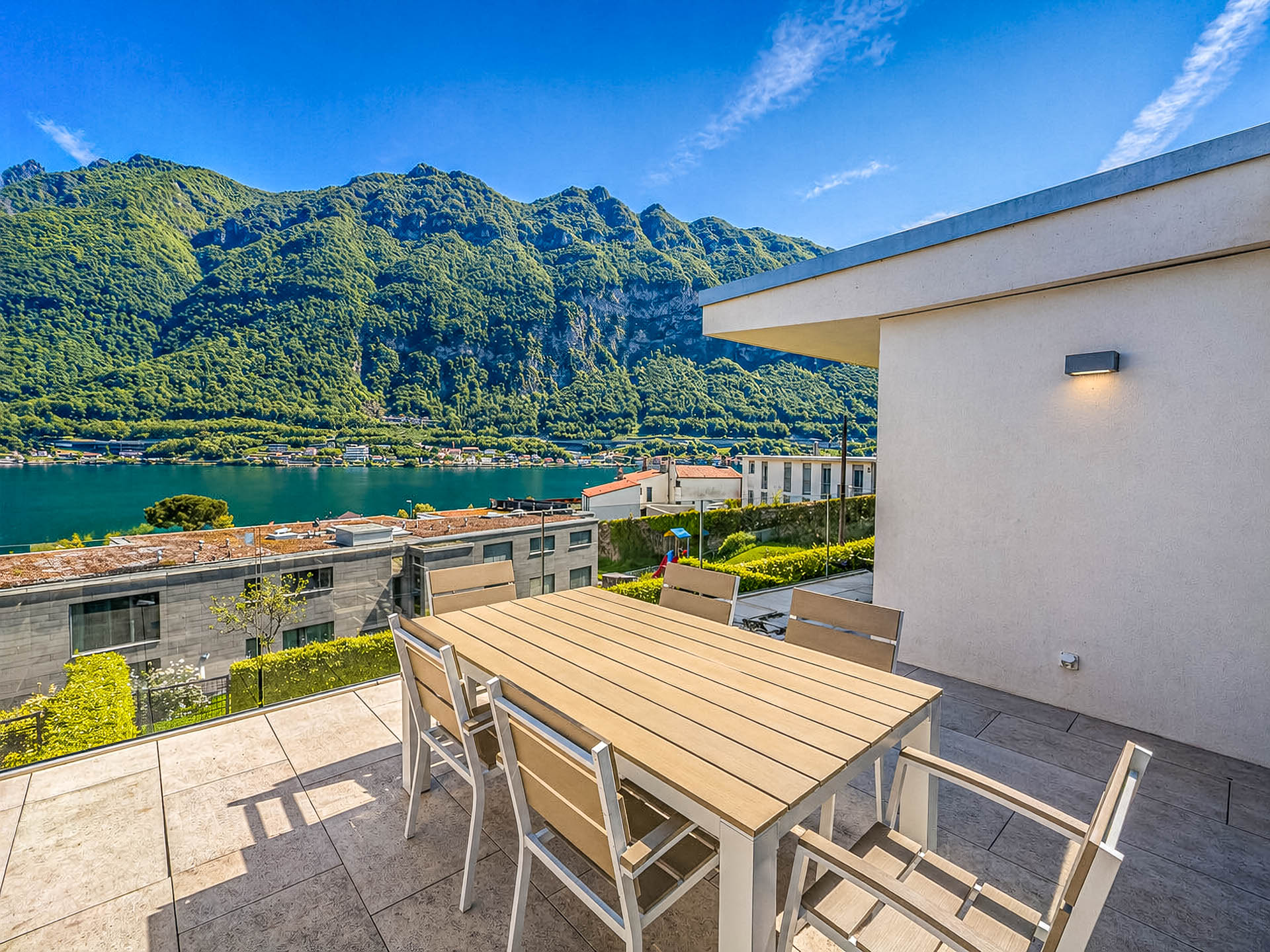 Wunderschöne Wohnung mit Seeblick in Riva San Vitale zu verkaufen, auch als Zweitwohnsitz verfügbar