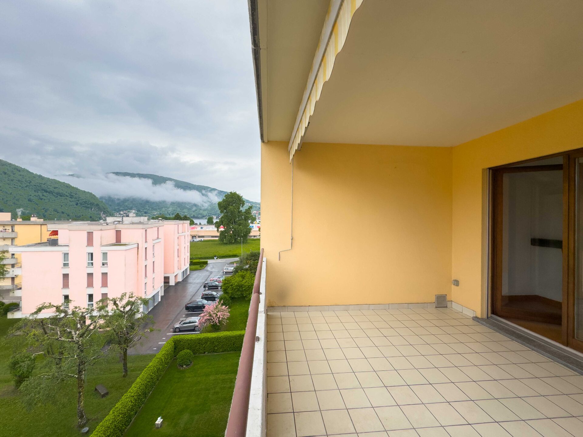 Apartment for sale in Caslano also as a secondary residence