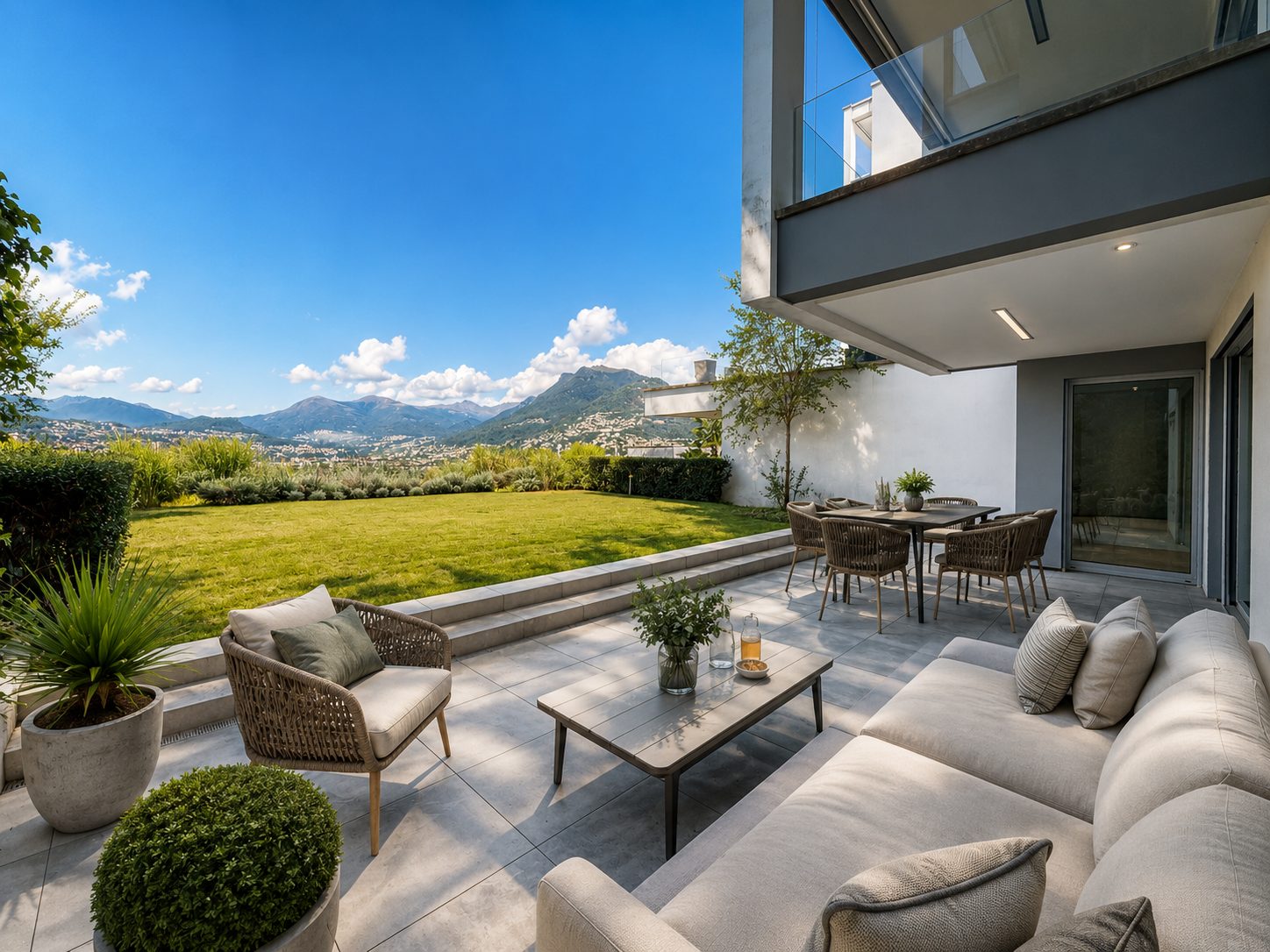 Luxury lake view apartment for sale in Paradiso