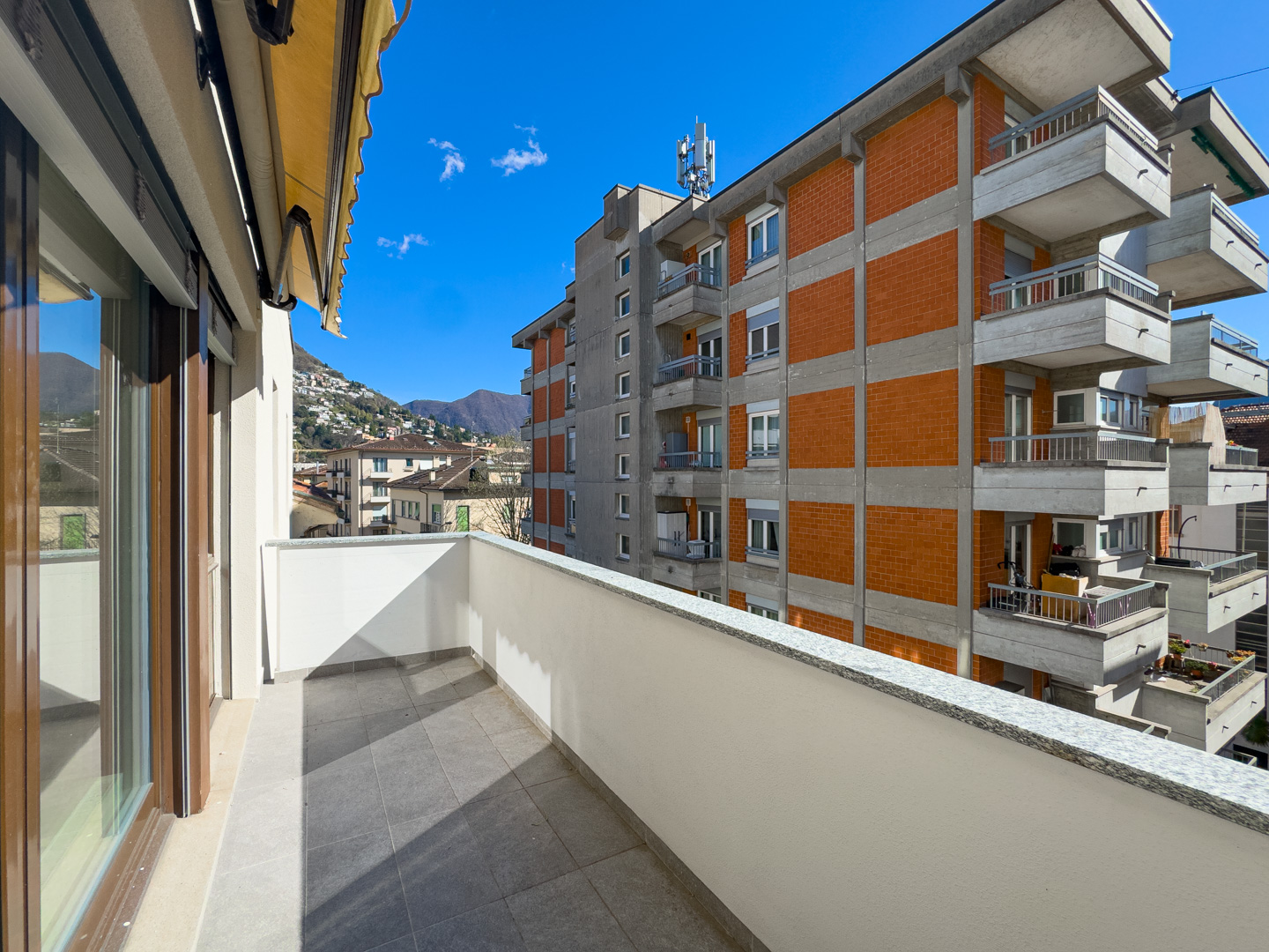 Appartamento 2.5 locali in ristrutturazione in vendita a Lugano