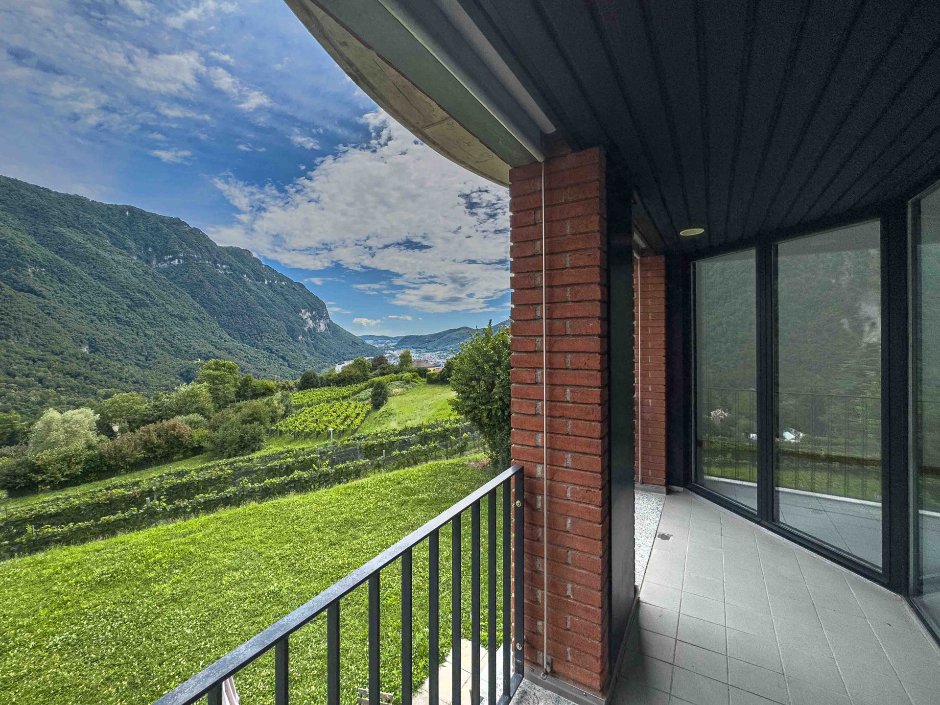 4,5-Zimmer-Wohnung zu verkaufen in Rovio, einem schönen, sonnigen Dorf im Grünen