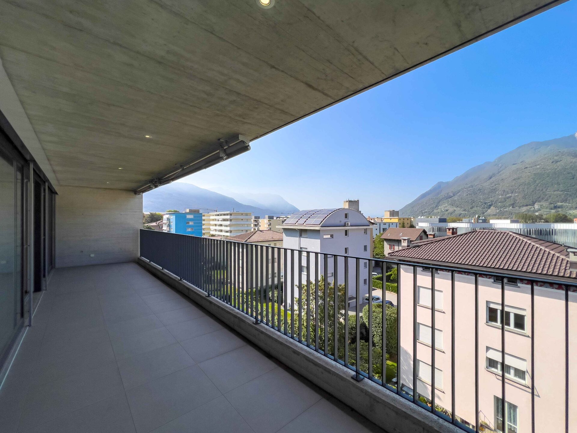 Moderne 4,5-Zimmer-Wohnung in Giubiasco zu verkaufen