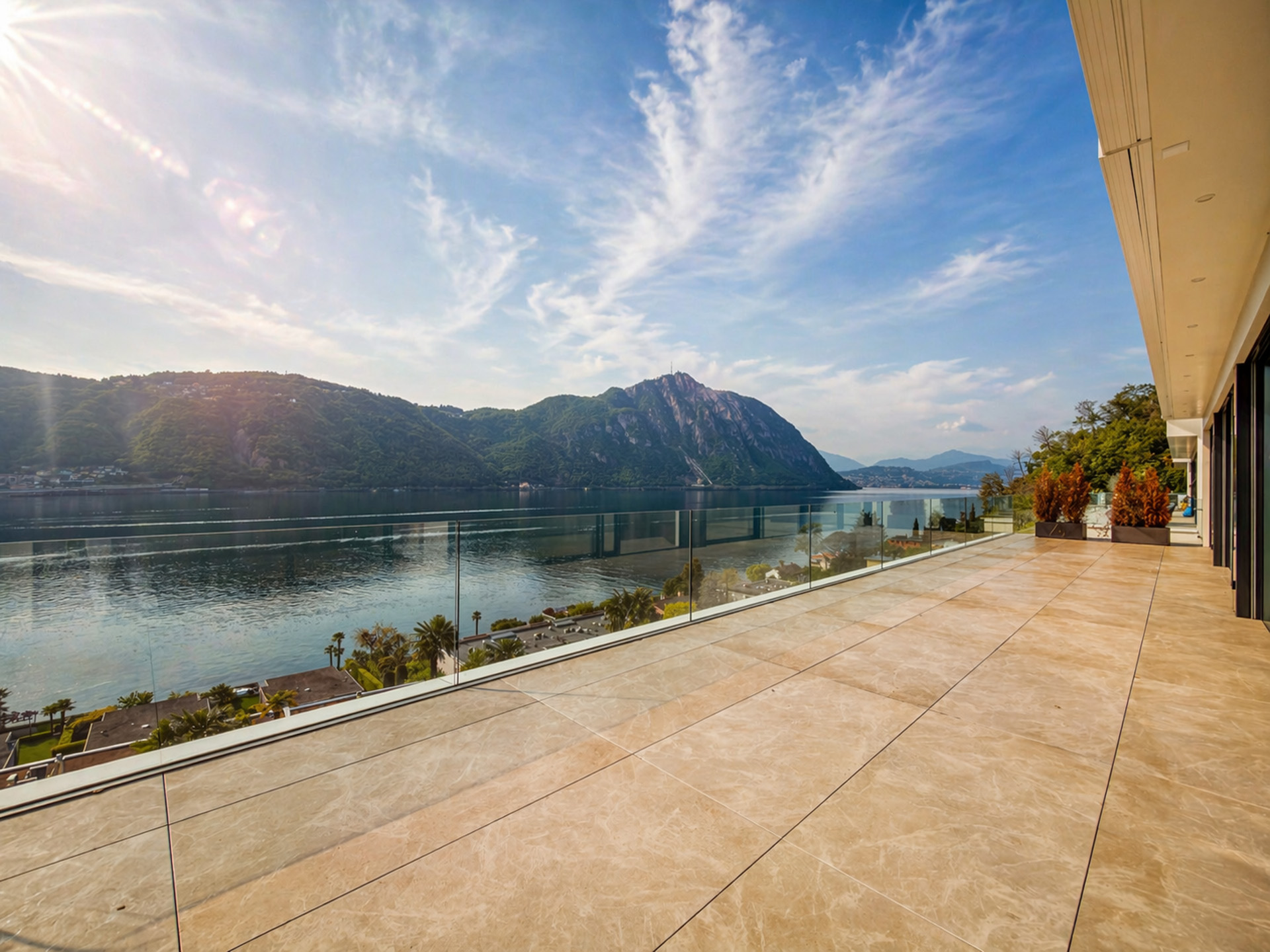 Attico di lusso vista lago in affitto a Bissone