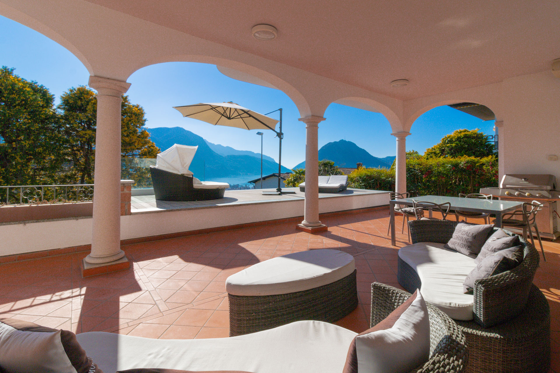 Exclusive luxury villa with stunning lake views for sale in Lugano