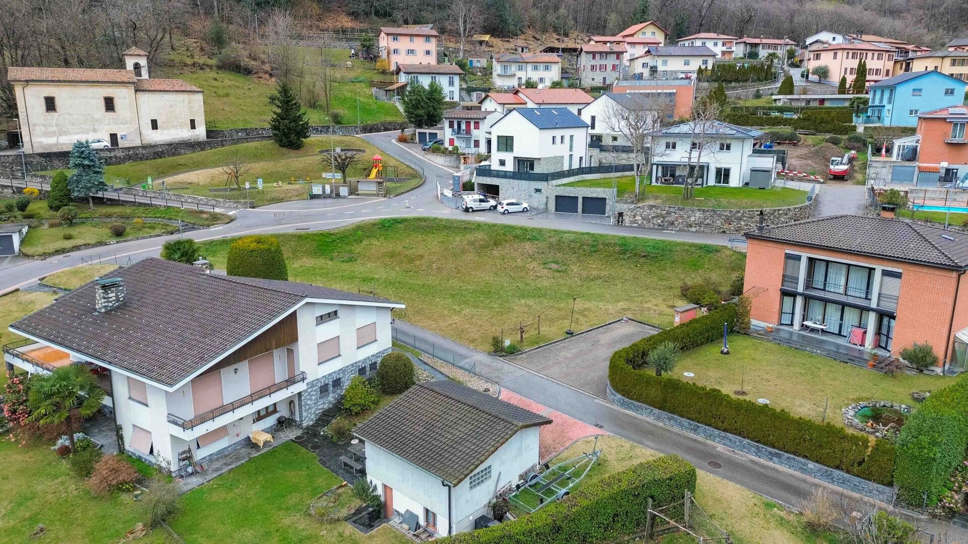 Land for sale in Sigirino for new housing project