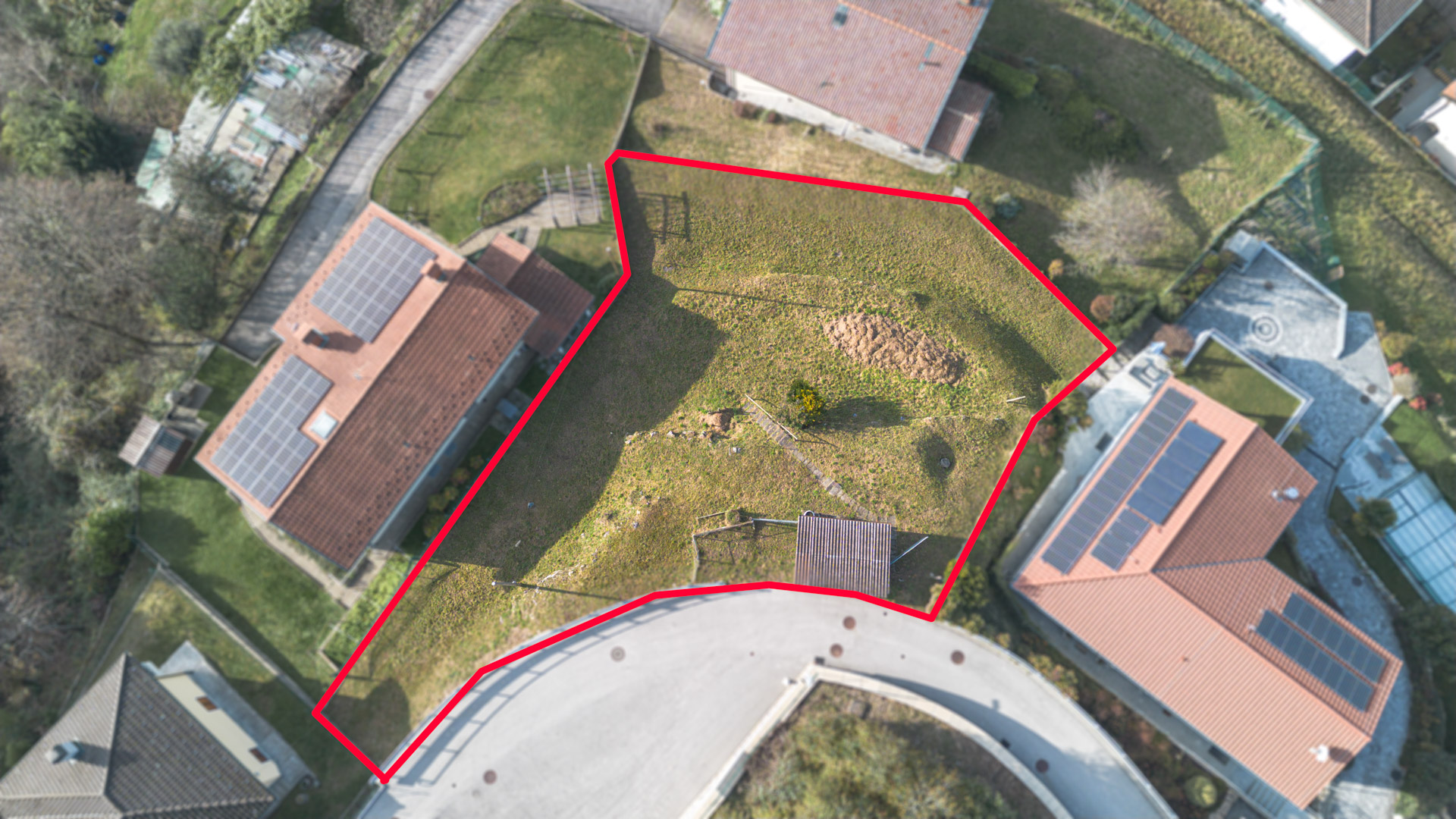 Building land for sale in Caneggio