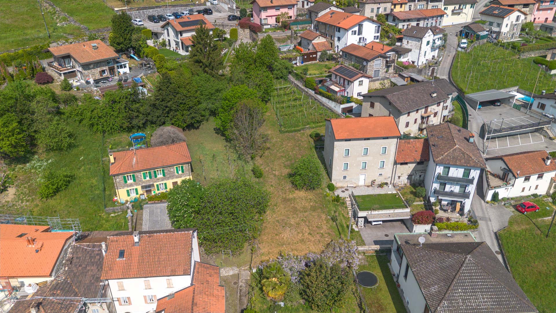 Building land with approved license for sale in Mezzovico Building land with approved license for sale in Mezzovico
