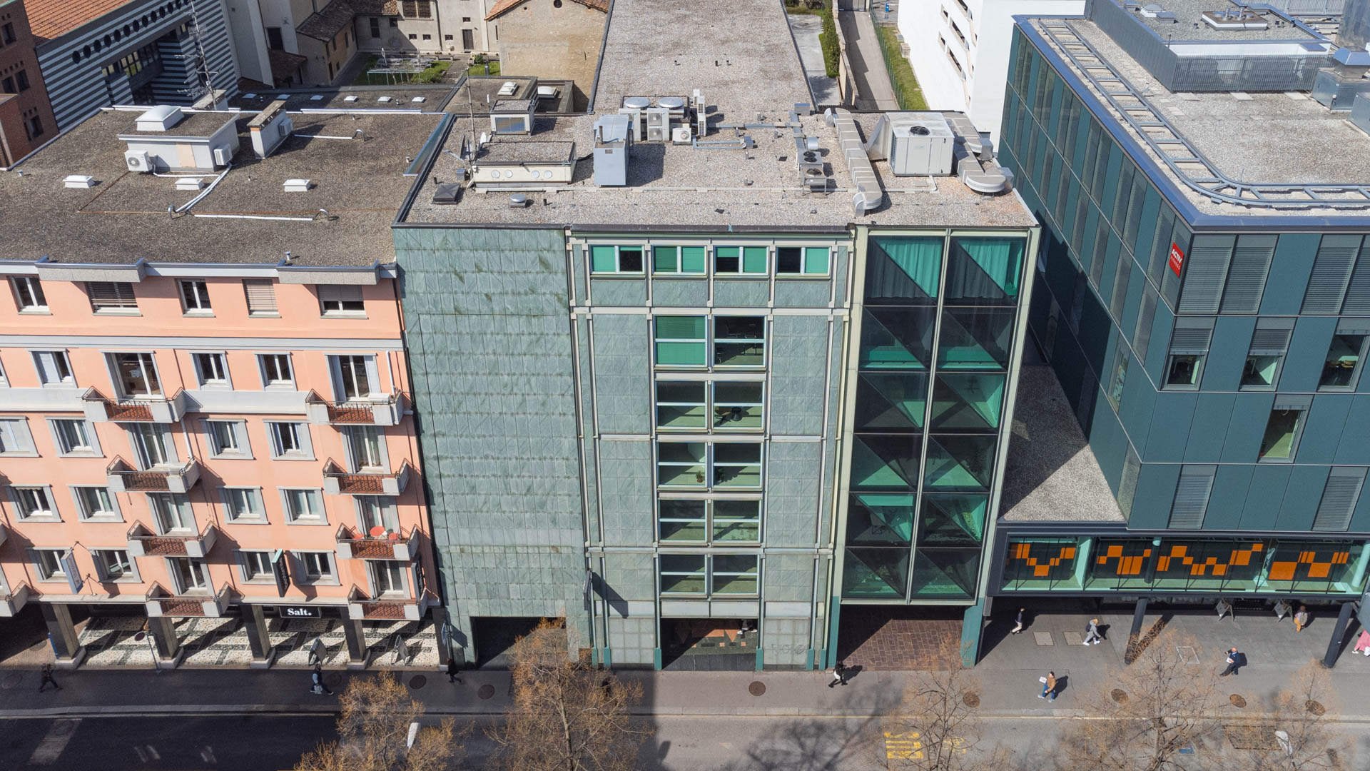 Prestigiosi spazi uso ufficio in locazione a Lugano