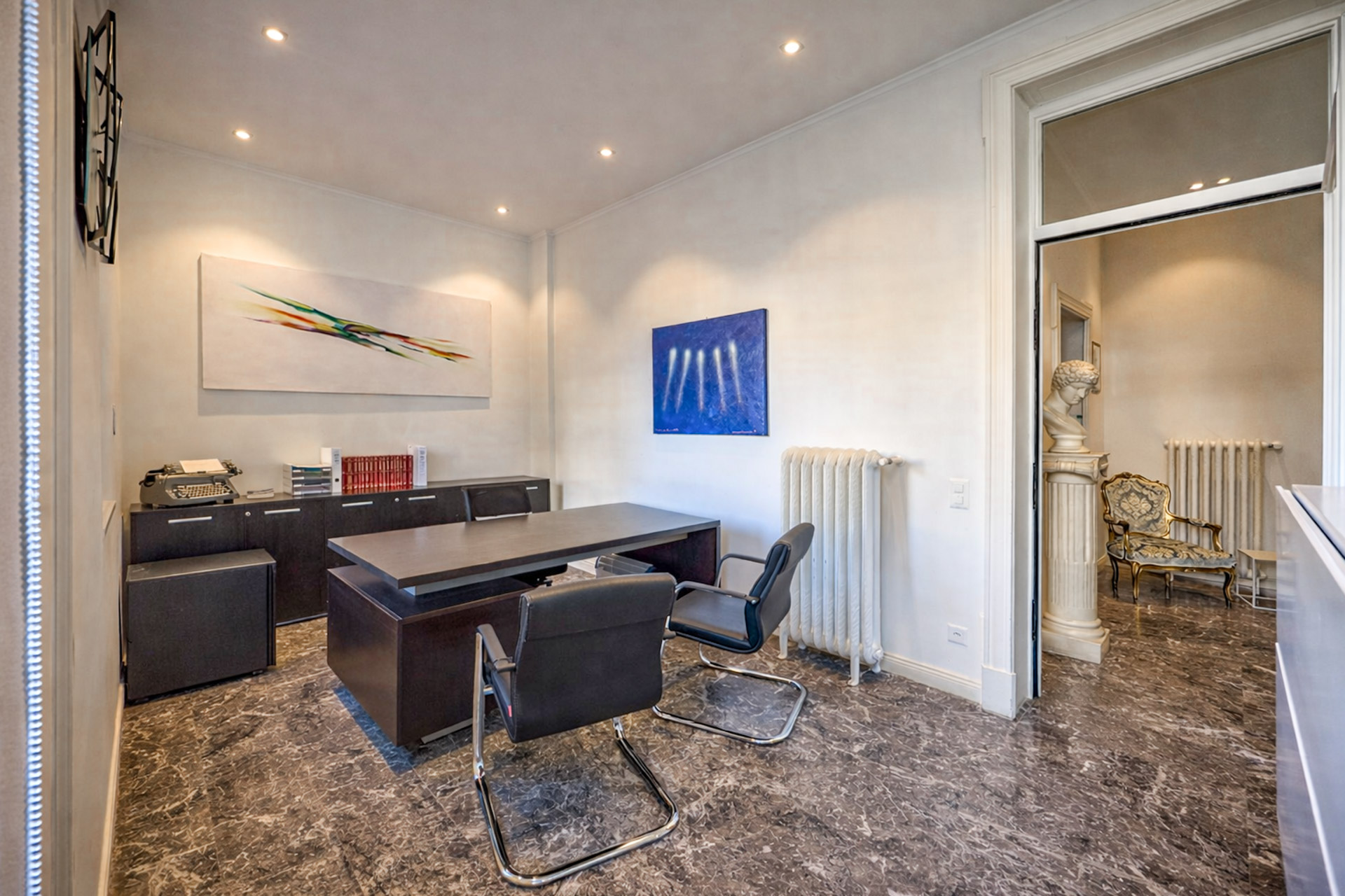 Prestigious office in historic villa for sale in Mendrisio