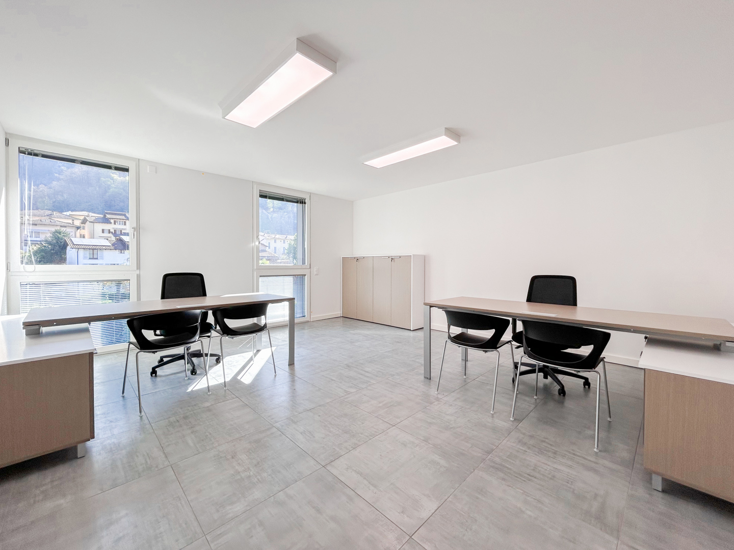 Ufficio ammobiliato in prima locazione a Melano