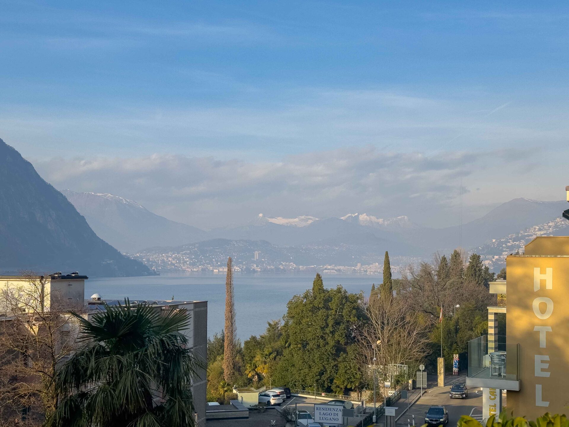 Monolocale con vista sul lago e sulle montagne in vendita a Bissone