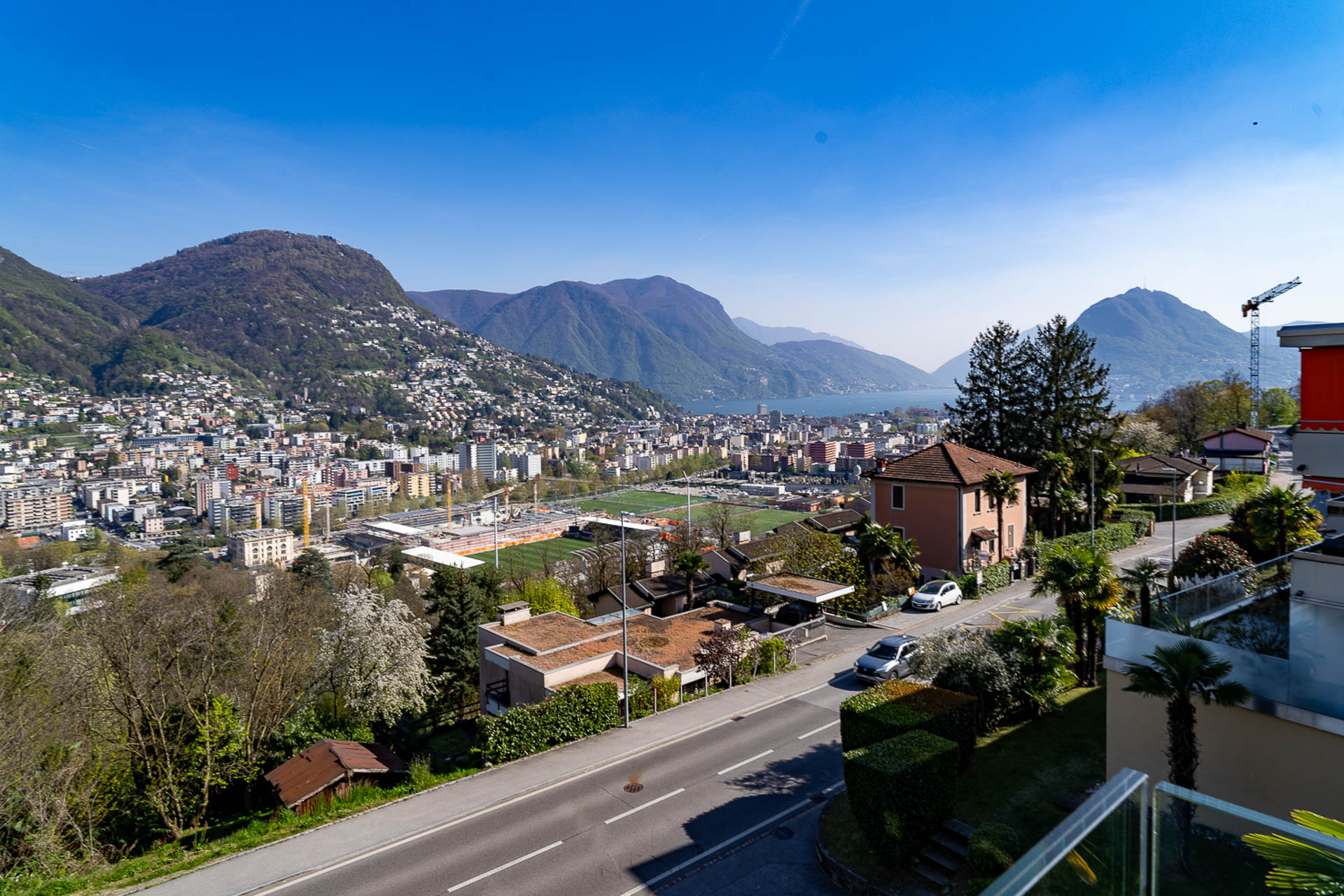 Completely renovated apartment for sale in Porza