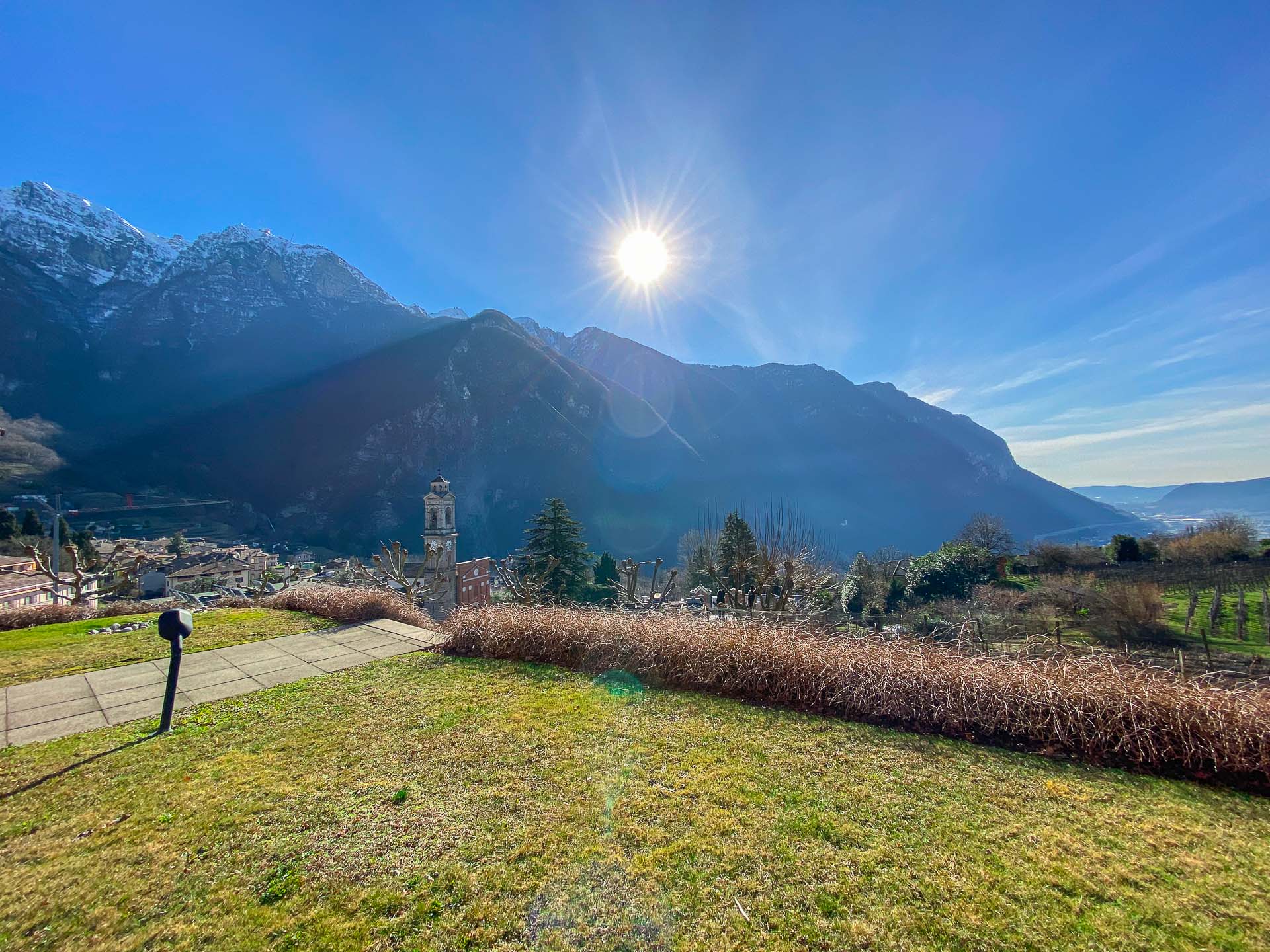 Studio with a garden and a beautiful open view
