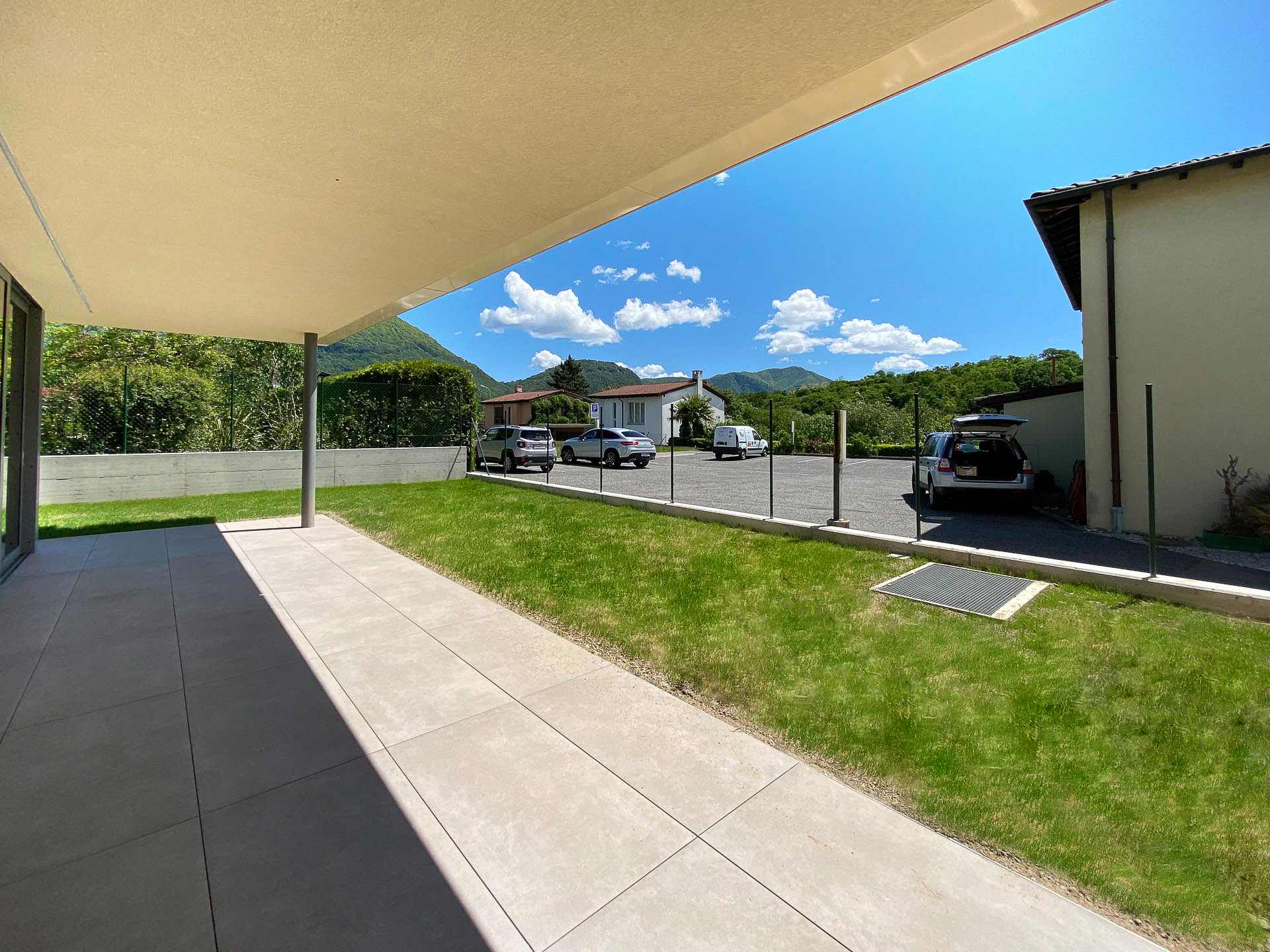 Appartamento 4.5 locali con giardino in vendita a Comano in una nuova elegante e moderna residenza