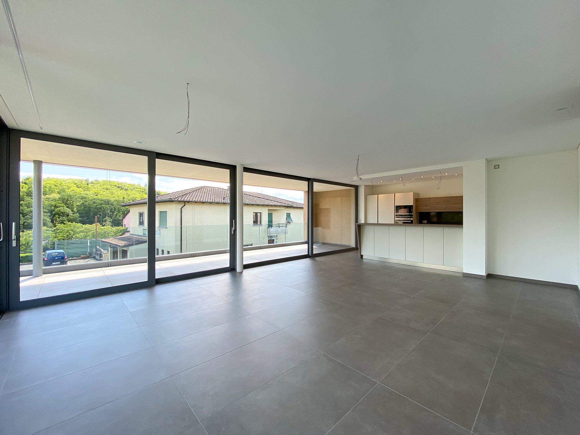 Moderno appartamento 3.5 locali in prima locazione a Comano